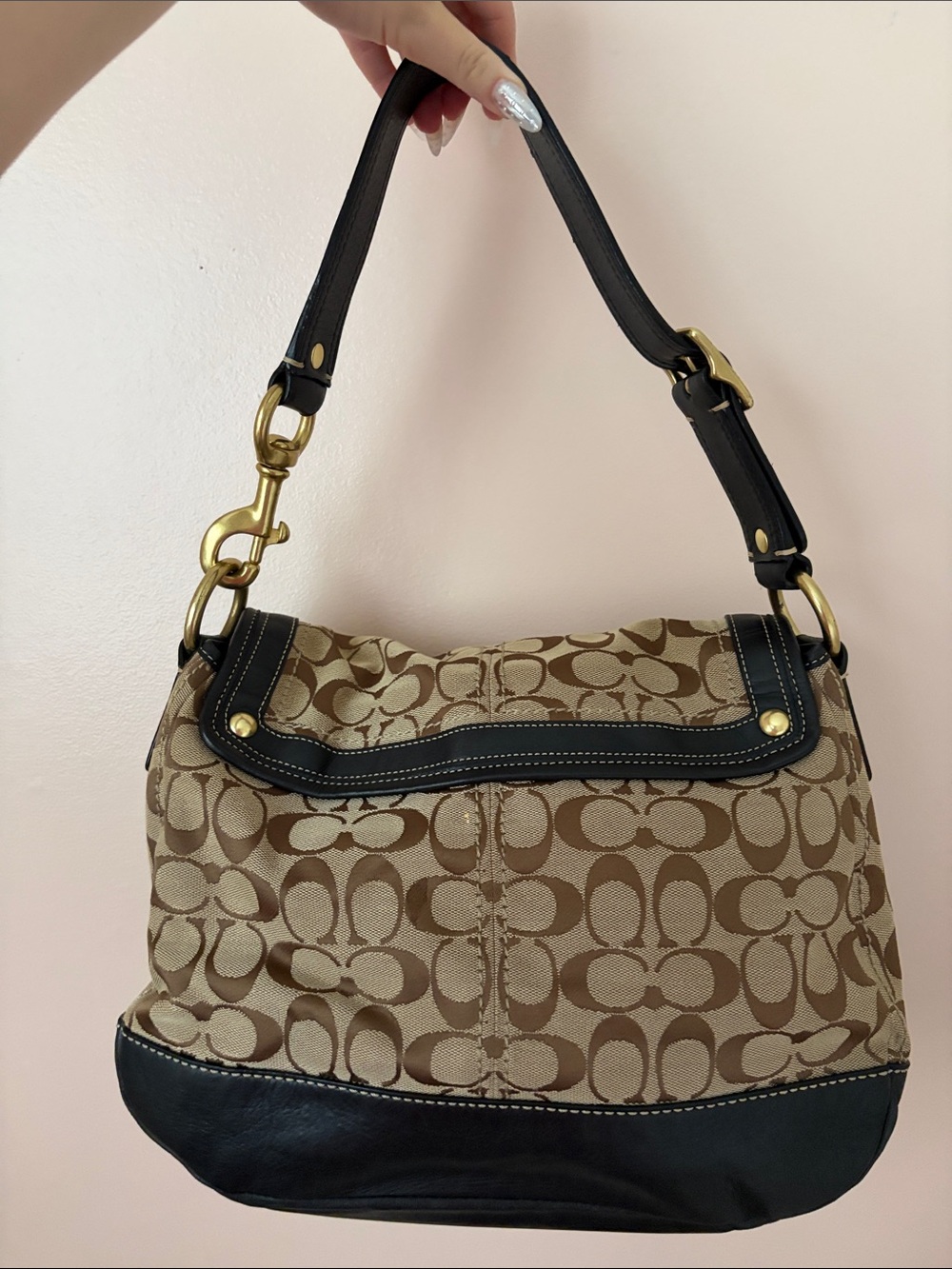 Vintage Coach Shoulder Bag with Gold  Hardware - Picture 2 of 5